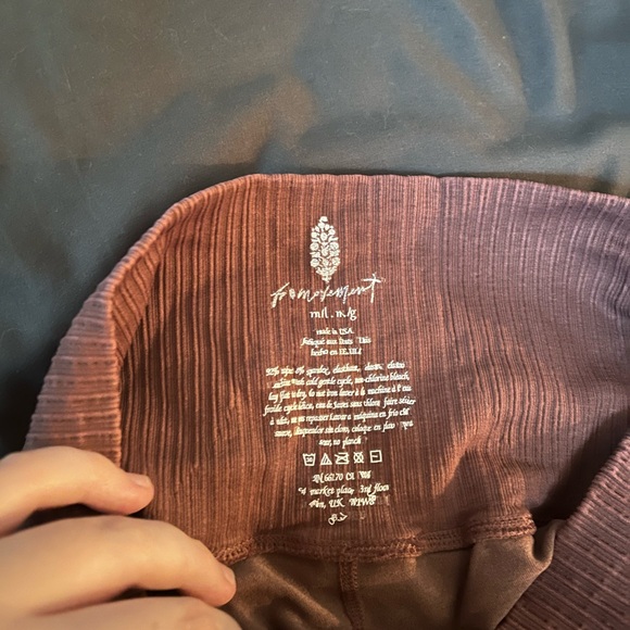 FREE PEOPLE Good Karma Running Shorts in brown M/L - Picture 3 of 3